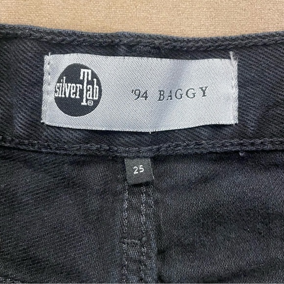 Women’s Levi’s Silvertab ‘94 Baggy Distressed Black Wash Jeans Size 25 - Picture 8 of 15